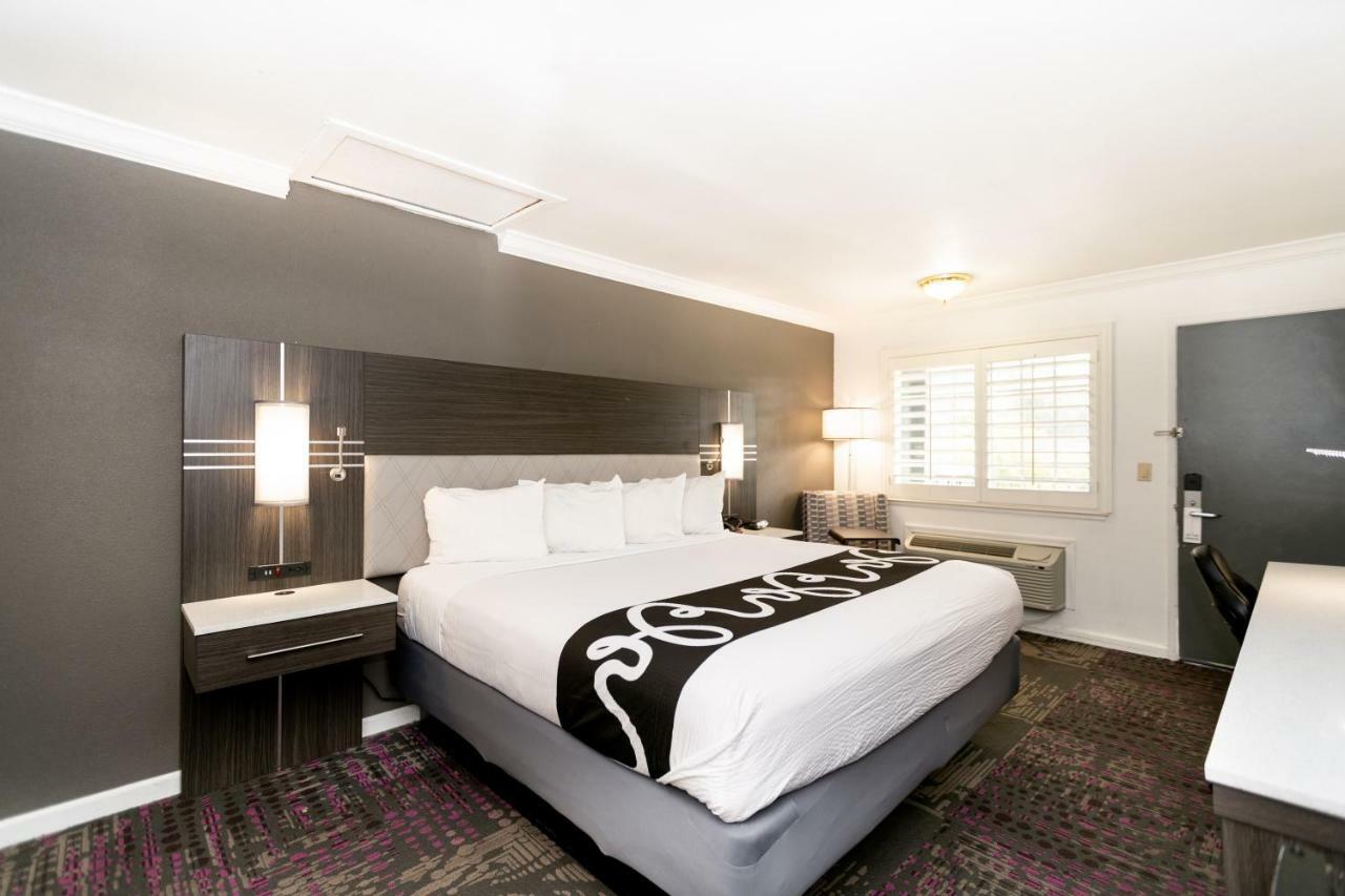 Rodeway Inn San Jose Hwy-101 Tully Rd Exit Buitenkant foto